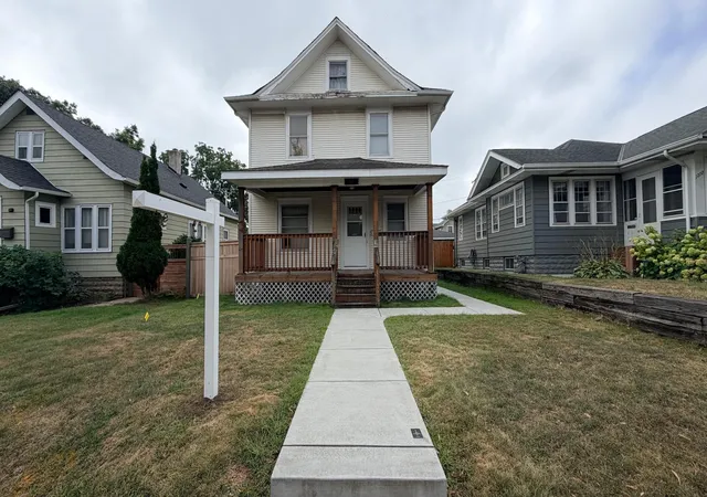 Single family home for sale at 1270 Randolph Ave, Saint Paul, MN 55105 | MLS# 7134864
