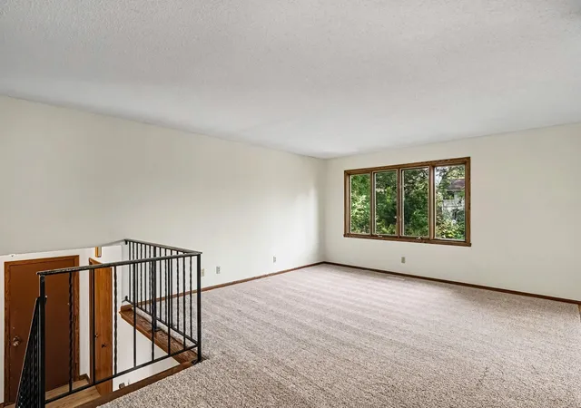 2nd image of 3053 Pine Ridge Dr, Eagan, MN 55121 | MLS# 7134879