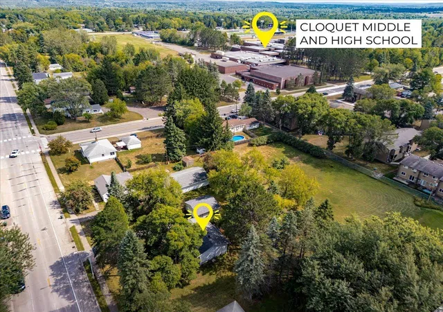Photo 4 of Sale Pending at 1704 Doddridge Ave, Cloquet, MN 55720 | MLS# 7134881 | Listing updated on 2026-10-09