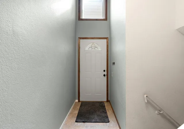 Photo 3 of Single family home for sale at 408 Pleasant Dr, Hastings, MN 55033 | MLS# 7134882 | Listing updated on 2026-09-17