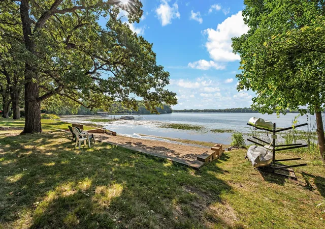 Photo 29 of Sale Pending at 130 Lakeview Rd E, Chanhassen, MN 55317 | MLS# 7134888 | Listing updated on 2026-10-09