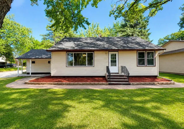Photo 1 of Sale Pending at 206 8th St Se, Long Prairie, MN 56347 | MLS# 7134913 | Listing updated on 2026-10-09