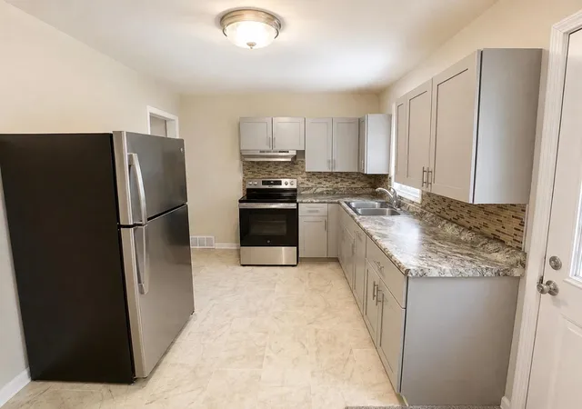 Photo 4 of Sale Pending at 206 8Th St Se, Long Prairie, MN 56347 | MLS# 7134913 | Listing updated on 2026-10-09