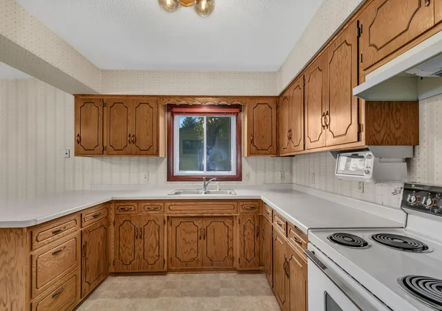 Photo 4 of Single family home for sale at 1211 Cypress Rd, Saint Cloud, MN 56303 | MLS# 7134928 | Listing updated on 2026-09-03