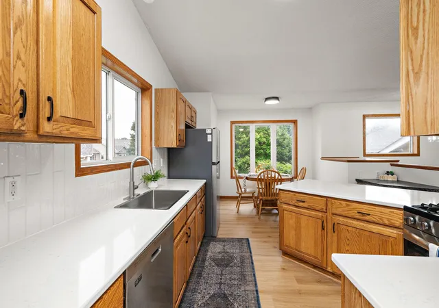 Photo 3 of Single family home for sale at 6284 Corwin Ct, Inver Grove Heights, MN 55076 | MLS# 7134940 | Listing updated on 2026-08-29