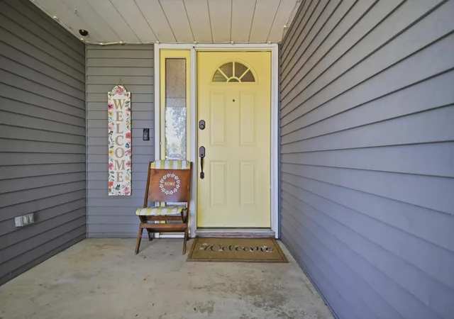Photo 2 of Single family home for sale at 1333 E Rose St, Owatonna, MN 55060 | MLS# 7134948 | Listing updated on 2026-09-05
