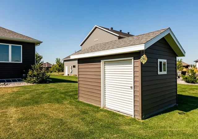 Photo 63 of Sale Pending at 1023 Mulberry Ln, West Fargo, ND 58078 | MLS# 7134963 | Listing updated on 2026-09-05