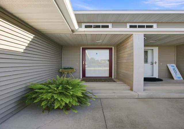 Photo 2 of Townhouse for sale at 1540 19Th Ave E, West Fargo, ND 58078 | MLS# 7134968 | Listing updated on 2026-09-02
