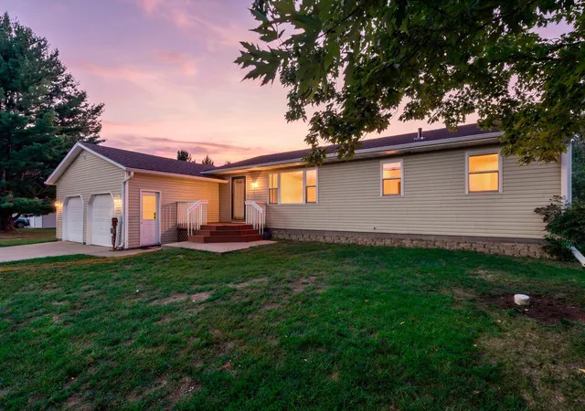 Photo 1 of Sale Pending at 25000 Narcissus St Nw, Isanti, MN 55040 | MLS# 7134972 | Listing updated on 2026-09-05