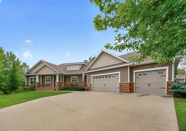 Photo 1 of Single family home for sale at 17575 73rd Ave N, Maple Grove, MN 55311 | MLS# 7134974 | Listing updated on 2026-08-29