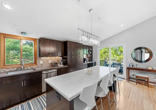 Photo 3 of Single family home for sale at 900 Lacota Ln, Burnsville, MN 55337 | MLS# 7134994 | Listing updated on 2026-10-14
