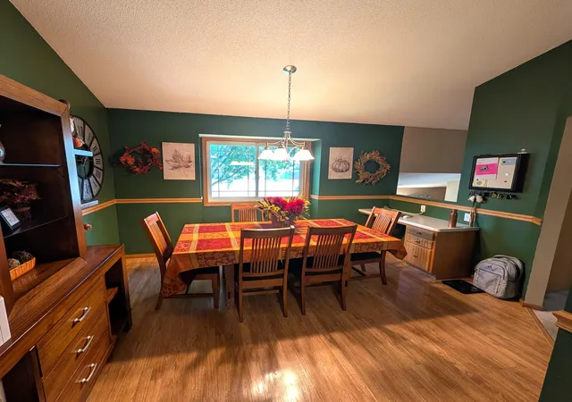 Photo 4 of Single family home for sale at 804 Zakrajshek Ct, Sartell, MN 56377 | MLS# 7135006 | Listing updated on 2026-09-18