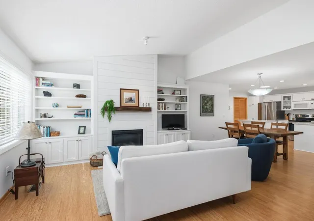 Photo 2 of Single family home for sale at 569 Mission Hills Dr, Chanhassen, MN 55317 | MLS# 7135025 | Listing updated on 2026-09-08