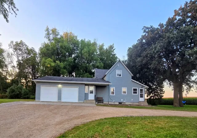Photo 1 of Single family home for sale at 48635 600th Ave, Fairfax, MN 55332 | MLS# 7135037 | Listing updated on 2026-08-29