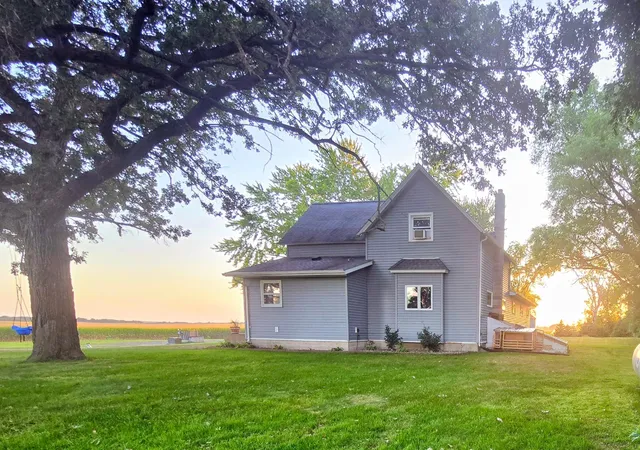 Photo 3 of Single family home for sale at 48635 600Th Ave, Fairfax, MN 55332 | MLS# 7135037 | Listing updated on 2026-08-29