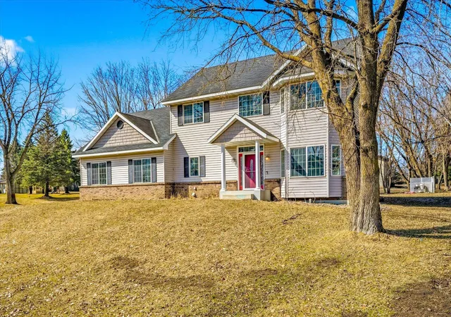 Photo 2 of Single family home for sale at 2725 Tranquility Dr, Saint Cloud, MN 56301 | MLS# 7135042 | Listing updated on 2026-08-29