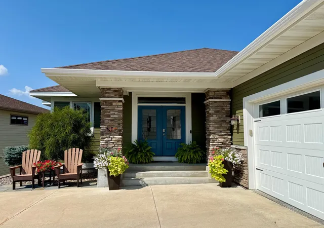 Photo 1 of Single family home for sale at 680 Indigo Ln, Northfield, MN 55057 | MLS# 7135051 | Listing updated on 2026-08-29