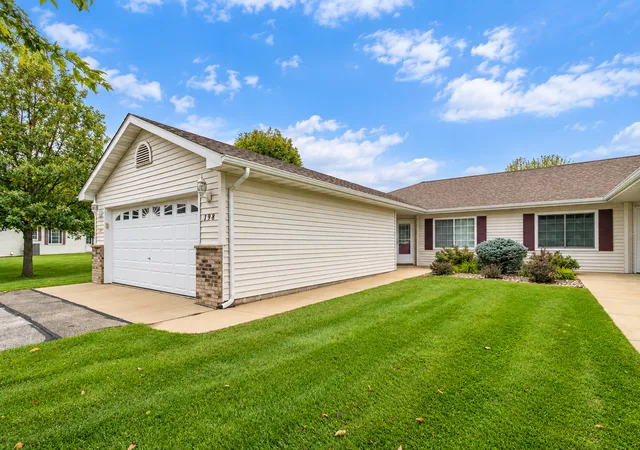 Photo 1 of Sale Pending at 198 Cedar Cvs Ln, Owatonna, MN 55060 | MLS# 7135054 | Listing updated on 2026-10-02