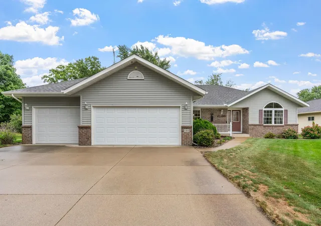 Single family home for sale at 140 Cedar Dr S, Lester Prairie, MN 55354 | MLS# 7135064