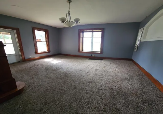 Photo 2 of Sale Pending at 264 Euclid St, Alden, MN 56009 | MLS# 7135079 | Listing updated on 2026-10-02