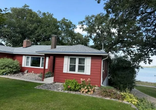 Photo 2 of Single family home for sale at 1331 Frank Hall Dr, Albert Lea, MN 56007 | MLS# 7135083 | Listing updated on 2026-09-03
