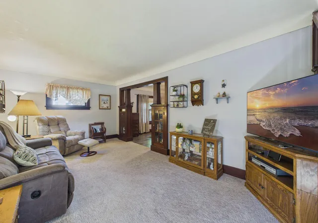 Photo 3 of Single family home for sale at 411 7th Street E, Hector, MN 55342 | MLS# 7135108 | Listing updated on 2026-09-24