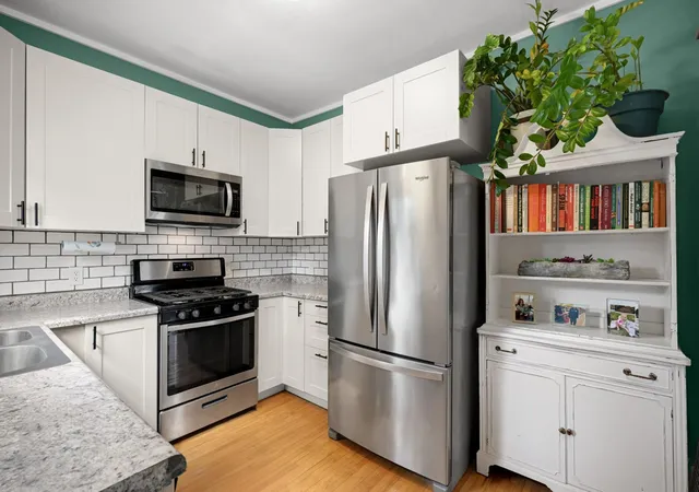 Photo 4 of Single family home for sale at 846 Charles Ave, Saint Paul, MN 55104 | MLS# 7135110 | Listing updated on 2026-09-03
