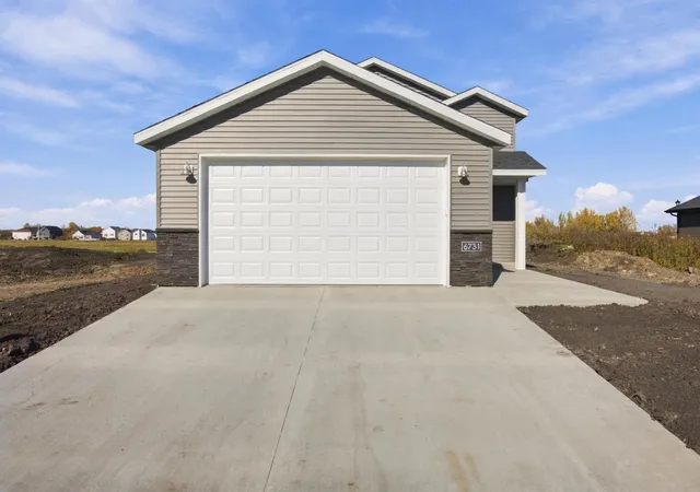 Photo 3 of Single family home for sale at 6731 66th Ave S, Horace, ND 58047 | MLS# 7135113 | Listing updated on 2026-10-26