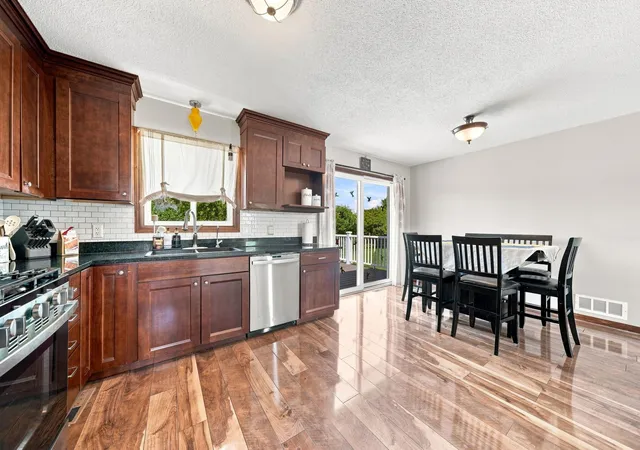 Photo 2 of Single family home for sale at 2201 Kessler Ln, Chaska, MN 55318 | MLS# 7135119 | Listing updated on 2026-09-18