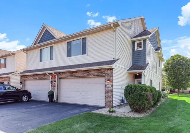 Photo 2 of Single family home for sale at 146 Shetland Ln, Lino Lakes, MN 55014 | MLS# 7135145 | Listing updated on 2026-09-14