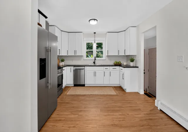 Photo 2 of Single family home for sale at 285 W 1st St, Rush City, MN 55069 | MLS# 7135157 | Listing updated on 2026-09-23