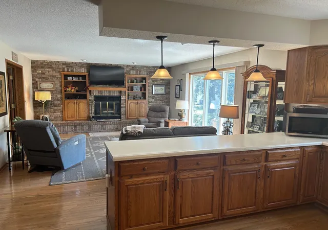Photo 3 of Single family home for sale at 1204 Horizon Dr, Marshall, MN 56258 | MLS# 7135170 | Listing updated on 2026-09-13
