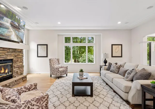 Photo 4 of Single family home for sale at 10805 Alameda Path, Inver Grove Heights, MN 55077 | MLS# 7135176 | Listing updated on 2026-09-13