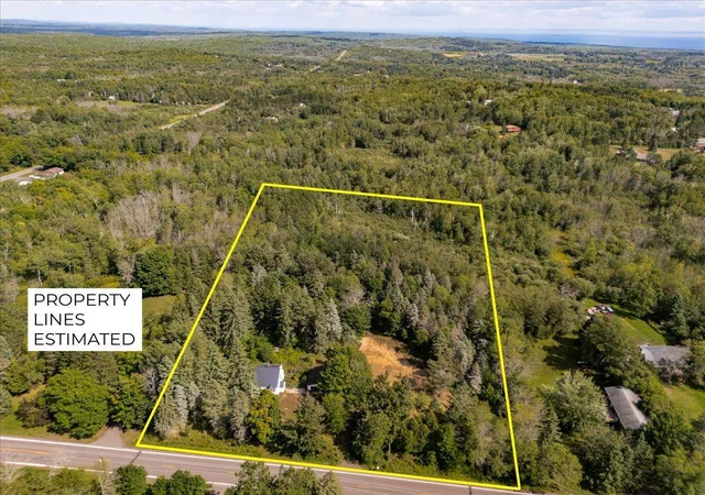 2nd image of 5068 Arnold Rd, Duluth, MN 55803 | MLS# 7135177
