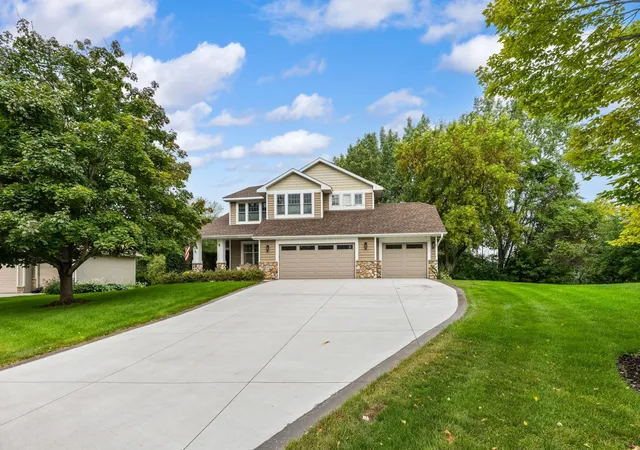 Photo 2 of Sale Pending at 4981 Lansing Ave Ne, Saint Michael, MN 55376 | MLS# 7135204 | Listing updated on 2026-09-28