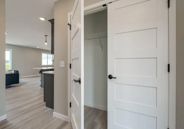 Photo 3 of Townhouse for sale at 3123 Scotch Ln, Mankato, MN 56001 | MLS# 7135215 | Listing updated on 2026-09-22