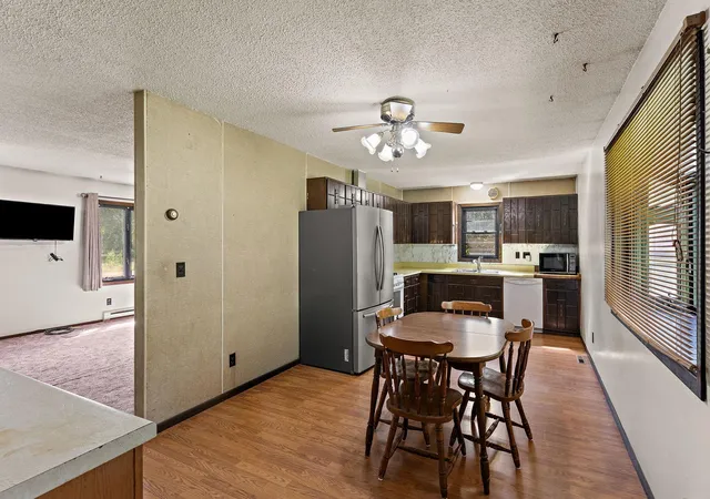 Photo 3 of Single family home for sale at 28564 Zurich St Ne, North Branch, MN 55056 | MLS# 7135233 | Listing updated on 2026-09-12
