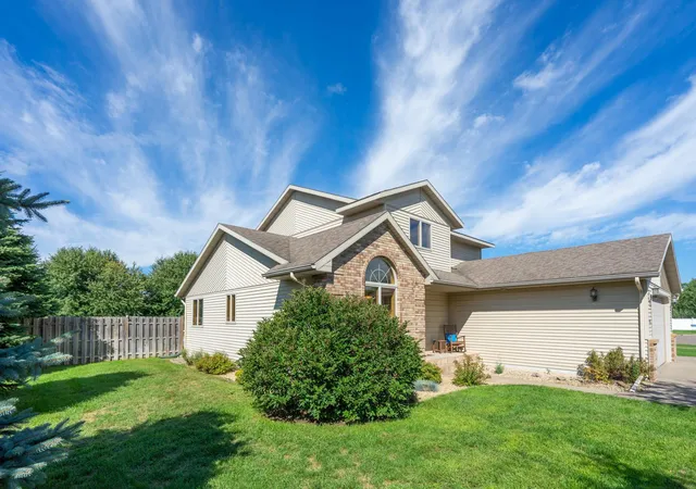 Photo 3 of Single family home for sale at 14983 Garden Ct, Little Falls, MN 56345 | MLS# 7135256 | Listing updated on 2026-09-25