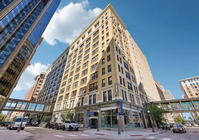 Photo 1 of Condo for sale at 350 Saint Peter St #1010, Saint Paul, MN 55102 | MLS# 7135267 | Listing updated on 2026-09-25