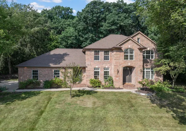 Photo 1 of Sale Pending at 1932 Baihly Estates Ln Sw, Rochester, MN 55902 | MLS# 7135279 | Listing updated on 2026-09-18