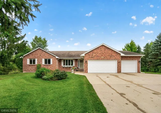 Photo 2 of Single family home for sale at 12230 8th Street S, Afton, MN 55001 | MLS# 7135293 | Listing updated on 2026-09-28