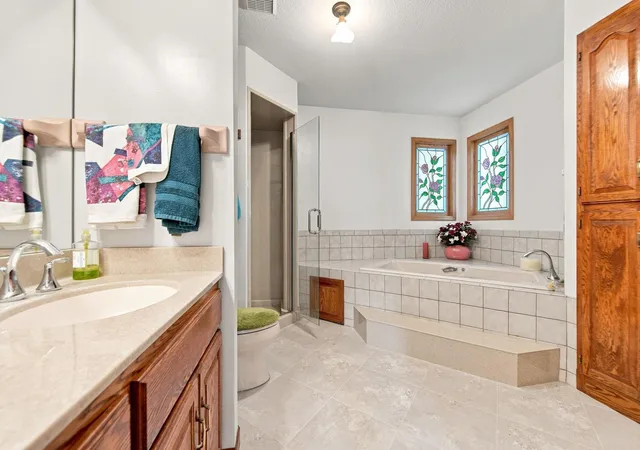 Photo 3 of Single family home for sale at 3017 Standridge Pl, Maplewood, MN 55109 | MLS# 7135300 | Listing updated on 2026-10-16
