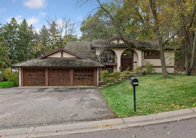 Photo 1 of Single family home for sale at 6401 Timber Ridge, Minneapolis, MN 55439 | MLS# 7135322 | Listing updated on 2026-10-22