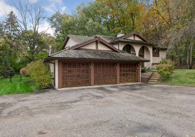 Photo 2 of Single family home for sale at 6401 Timber Ridge, Minneapolis, MN 55439 | MLS# 7135322 | Listing updated on 2026-10-22