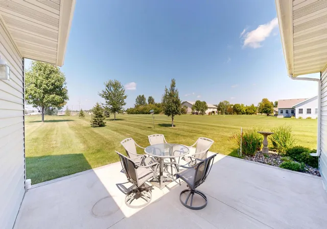 Photo 3 of Single family home for sale at 2858 9th Ave Se, Willmar, MN 56201 | MLS# 7135347 | Listing updated on 2026-09-22