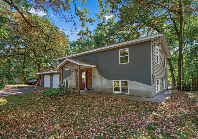 Photo 3 of Single family home for sale at 12368 Fremont Ln, Zimmerman, MN 55398 | MLS# 7135351 | Listing updated on 2026-10-07