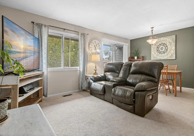 Photo 3 of Single family home for sale at 1718 Woodgate Ln, Saint Paul, MN 55122 | MLS# 7135366 | Listing updated on 2026-10-13