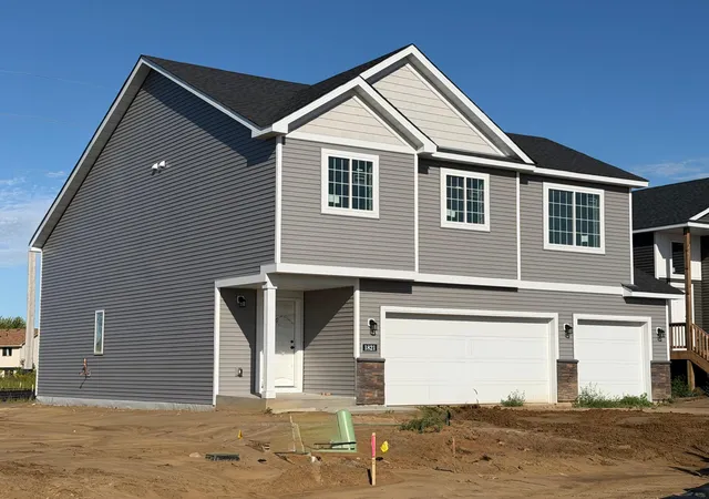 Single family home for sale at 1821 Pierce St S, Cambridge, MN 55008 | MLS# 7135375