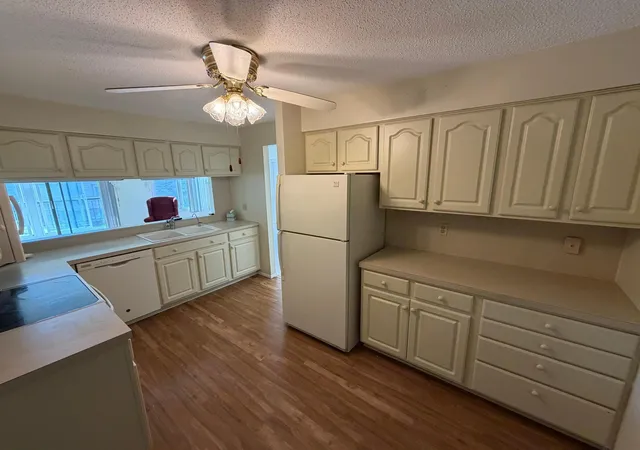 Photo 3 of Condo for sale at 2679 Albion Ave #203, Fairmont, MN 56031 | MLS# 7135427 | Listing updated on 2026-08-31