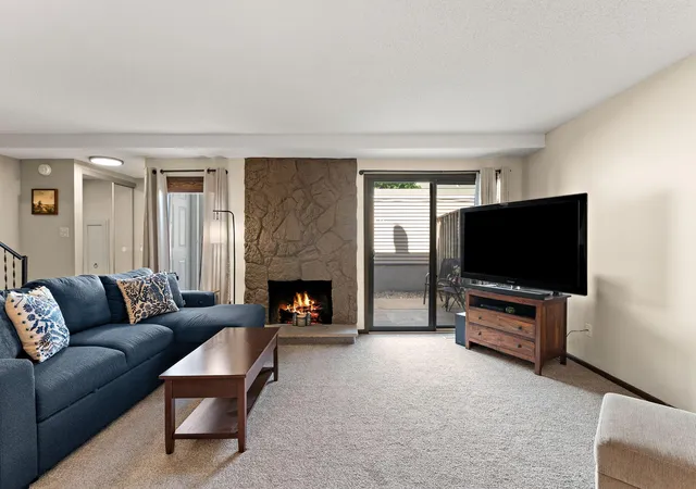 Photo 3 of Single family home for sale at 1224 Wagon Wheel Rd, Hopkins, MN 55343 | MLS# 7135433 | Listing updated on 2026-09-01